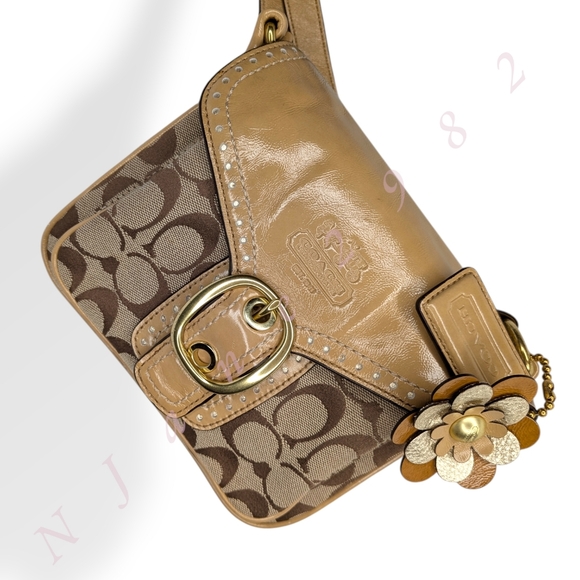 Coach Signature Bleecker Canvas Flap Crossbody Tan Patent Leather Buckle Bag - Picture 2 of 16